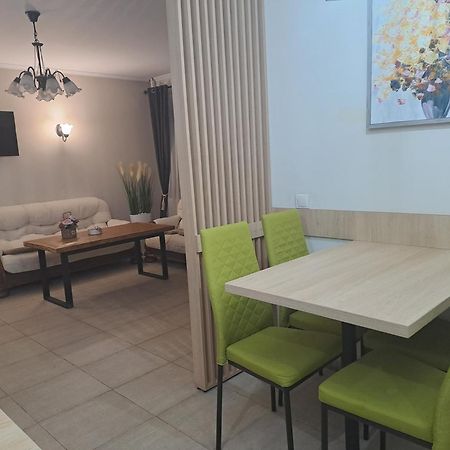 Alexander House Hotell Deva Eksteriør bilde