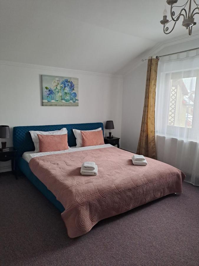 Alexander House Hotell Deva Eksteriør bilde