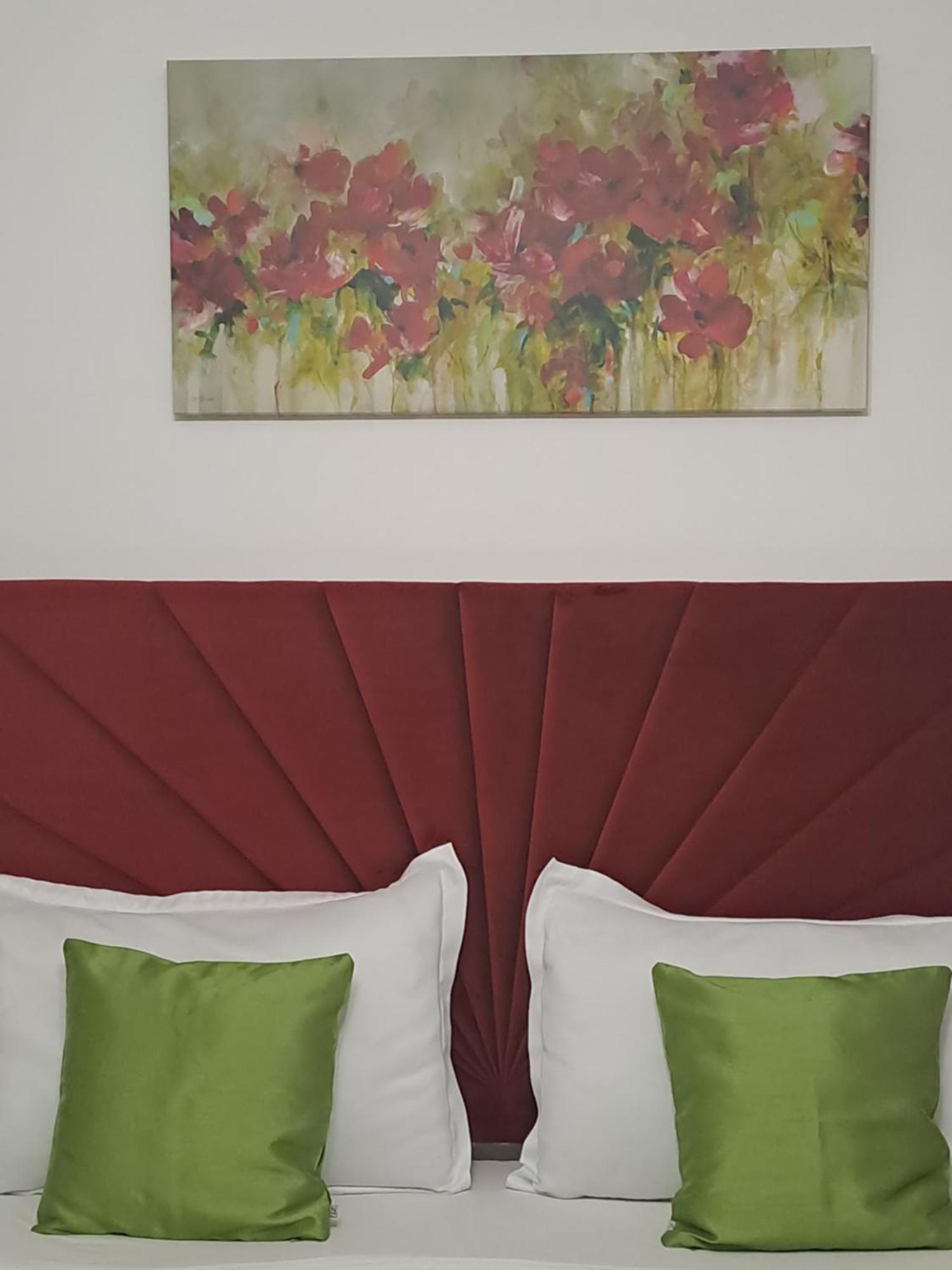 Alexander House Hotell Deva Eksteriør bilde